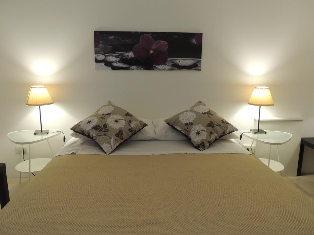 Hotel Domus Taranto Unica Sede Zimmer foto